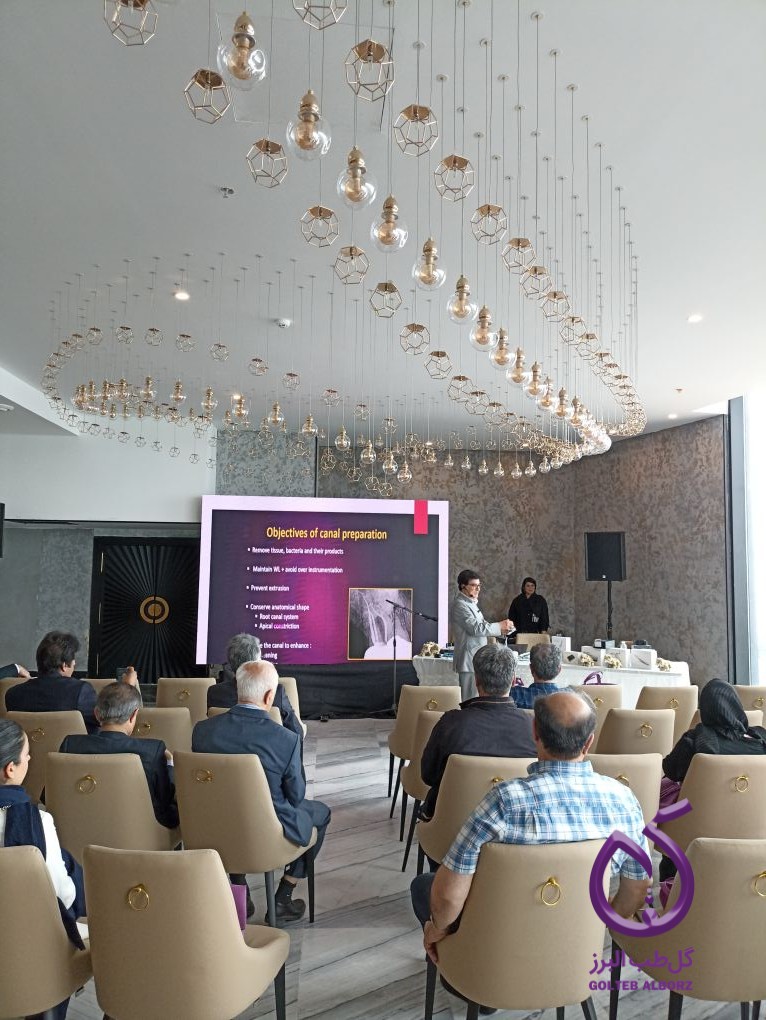 &laquo;ترکیب دقت و سرعت در آماده&zwnj;سازی ریشه با M3&raquo; با تدریس دکتر محمد اثنی&zwnj;عشری در سمپوزیوم اندو نوشهر ۱۴۰۴